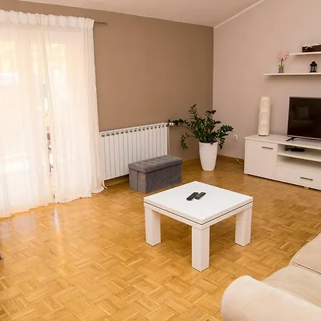 Apartment Bristak