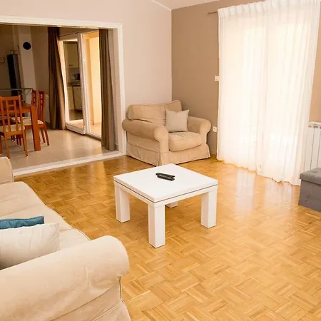 Apartment Bristak *